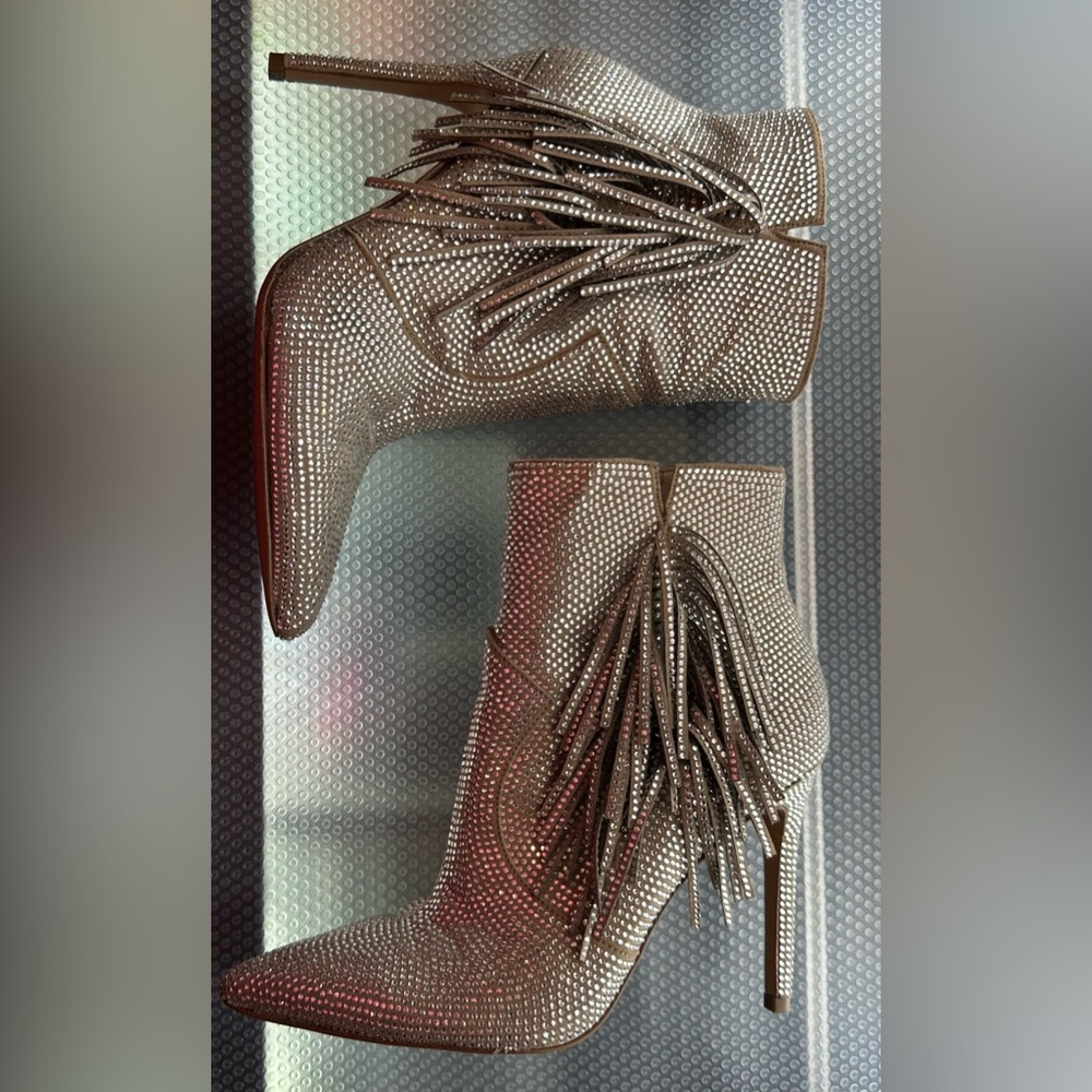 Jessica Simpson Women's Paegye Bootie Ankle Boot Size 6
